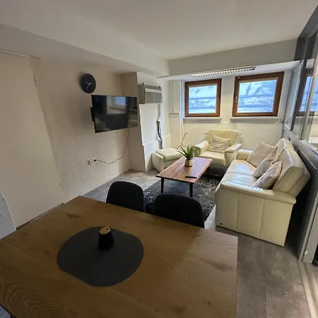 5 Personen Monteur Ferien * Merseburg