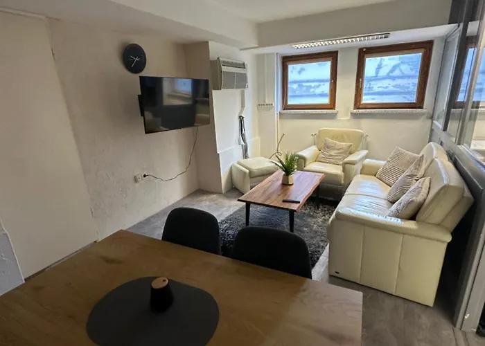 5 Personen Monteur Ferien * Merseburg